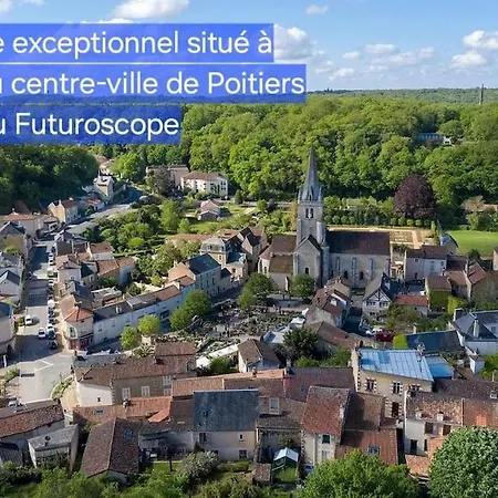 Petite Maison Atypique A 20min Du Futuroscope, Avec Terrasse Apartman