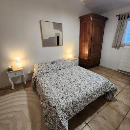 Petite Maison Atypique A 20min Du Futuroscope, Avec Terrasse Lejlighed *