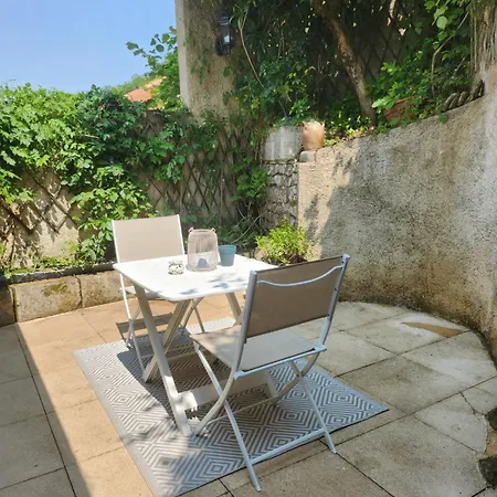 Petite Maison Atypique A 20min Du Futuroscope, Avec Terrasse * Saint-Benoît-des-Ondes